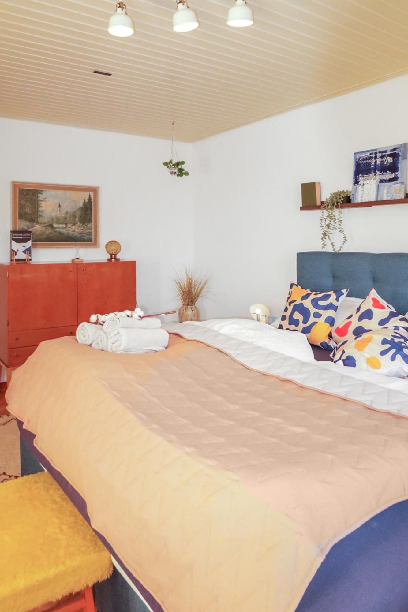 Homestay - Panoramablick Ueber Buedingen エクステリア 写真